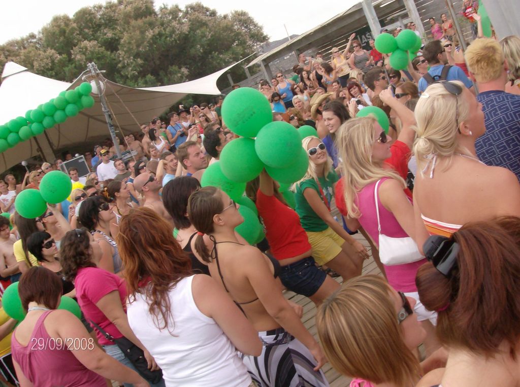 i/Kranj/Absolvent08/10-BeachParty/absolvent 2206.jpg